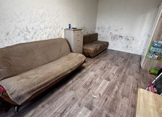 Продажа 2-ком. квартиры, 45 м2, Туймазы, улица 70 лет Октября, 13