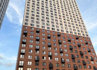 Продаю 3-ком. квартиру, 76 м2, Москва, улица Поляны, 5Ак5, метро Улица Скобелевская