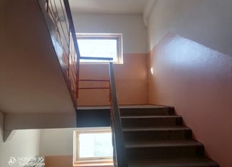 Продается 4-комнатная квартира, 69 м2, Дальнегорск, Строительная улица, 54