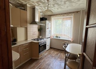 Продаю однокомнатную квартиру, 32 м2, посёлок городского типа Северный, Октябрьская улица, 54