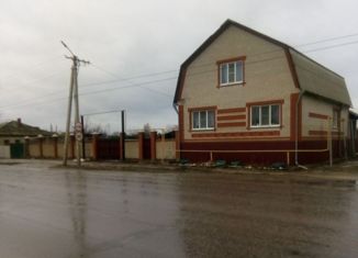 Продаю дом, 289 м2, Россошь, Октябрьская площадь, 38