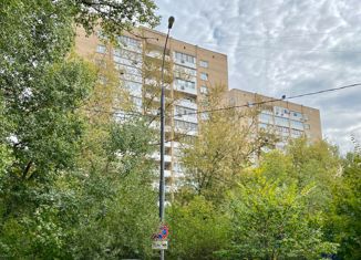 Продам двухкомнатную квартиру, 52 м2, Москва, Гвардейская улица, Гвардейская улица, 1