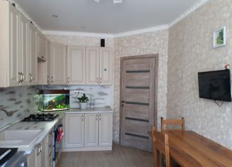 2-комнатная квартира на продажу, 50.7 м2, поселок городского типа Афипский, улица Победы, 22/2