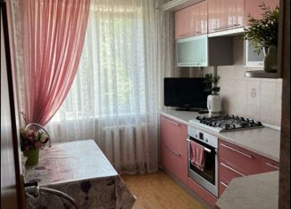 Продам трехкомнатную квартиру, 65 м2, Ставропольский край, Солнечный бульвар, 5