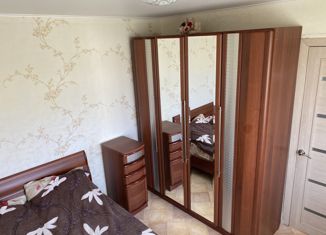 Продам 3-комнатную квартиру, 49.7 м2, Астраханская область, улица 28-й Армии, 14к2