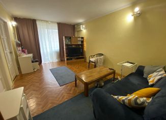 Продажа 3-комнатной квартиры, 60 м2, Краснодар, улица Мира, 39, Центральный микрорайон