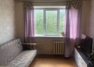 Продаю 2-ком. квартиру, 41.5 м2, Апатиты, Северная улица, 19