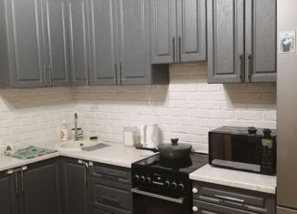 Продам 3-ком. квартиру, 76 м2, посёлок Отрадное, Родниковая улица, 1