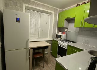 Продаю 2-ком. квартиру, 42.8 м2, Курган, Краснодонская улица, 21, район Энергетики