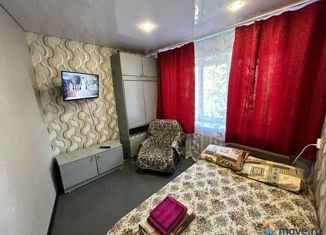 Продаю 1-ком. квартиру, 28 м2, Семилуки, улица Чапаева, 33