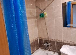 Продажа 2-ком. квартиры, 42 м2, село Ребриха, улица Ленина, 132