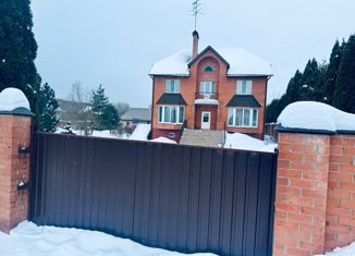 Продается дом, 300 м2, деревня Матвеевское, улица Строителей