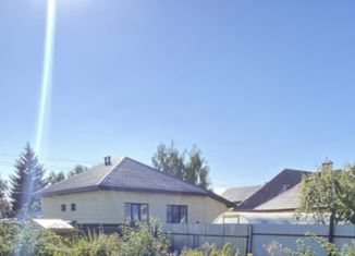 Дом на продажу, 93 м2, поселок городского типа Уруссу, улица Яруллина