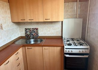 Продаю 2-ком. квартиру, 42.4 м2, Первоуральск, улица Ватутина, 55