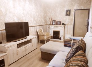 Продам 4-комнатную квартиру, 95 м2, Якутск, улица Курнатовского, 1/3, Гагаринский округ