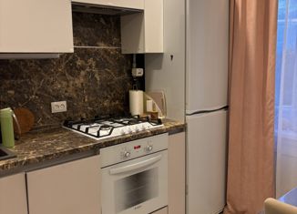 Продам 1-ком. квартиру, 31 м2, Омск, улица Красный Пахарь, 187