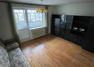 Продам 2-ком. квартиру, 57.4 м2, Йошкар-Ола, улица Лебедева, 57, микрорайон Нагорный