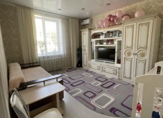 Продается 2-ком. квартира, 43.6 м2, поселок городского типа Вишневогорск, улица Ленина, 48