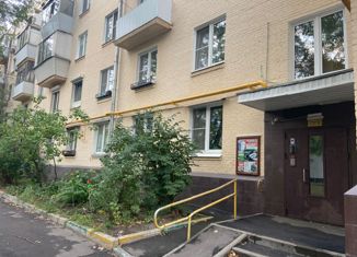 Продается 2-комнатная квартира, 58 м2, Москва, Городская улица, 6, Городская улица