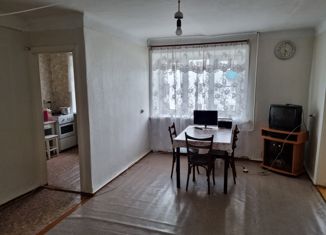 Продается трехкомнатная квартира, 53 м2, Черемхово, улица Орджоникидзе, 21