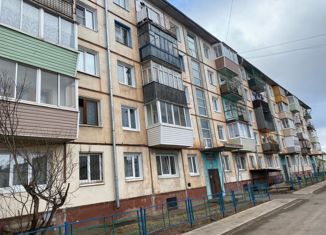 Продается двухкомнатная квартира, 44.8 м2, Вихоревка, улица Ленина, 42