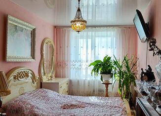 Продается 2-ком. квартира, 46.5 м2, Верхняя Пышма, улица Огнеупорщиков, 17Б