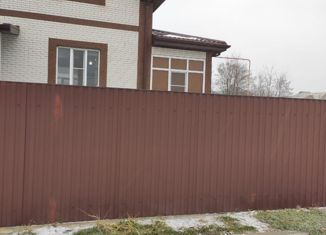 Продаю дом, 216 м2, село Чалтырь, улица 6-я Линия