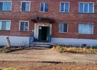 Продается 3-ком. квартира, 59 м2, поселок городского типа Промышленная, Лесная улица, 1