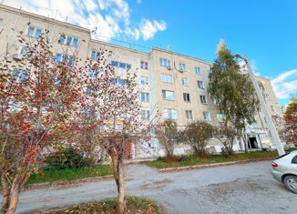 3-ком. квартира на продажу, 66 м2, село Обуховское, Курортная улица, 1