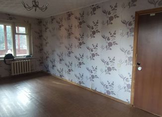 Продаю комнату, 62 м2, Новоуральск, улица Сергея Дудина, 2/2