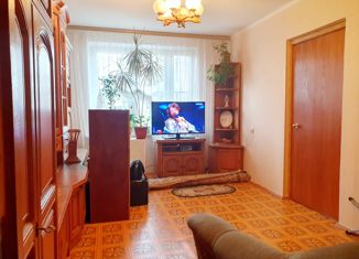 Продам трехкомнатную квартиру, 50 м2, Москва, улица Айвазовского, 5к1, район Ясенево