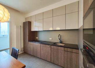 Продажа 4-комнатной квартиры, 109.7 м2, Москва, Мичуринский проспект, 16, метро Раменки