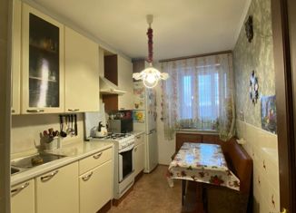 Продам двухкомнатную квартиру, 51 м2, поселок городского типа Долгое, улица Калинина, 62