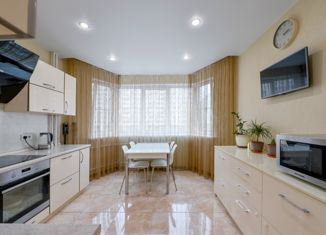 Продажа 3-ком. квартиры, 79.9 м2, Москва, улица Ухтомского Ополчения, 2, улица Ухтомского Ополчения