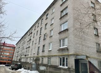 Продам комнату, 27 м2, Петрозаводск, Советская улица, 35, Первомайский район