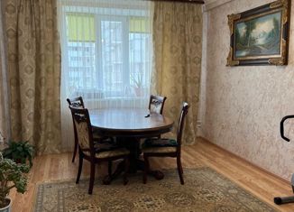 Продам 4-комнатную квартиру, 98.6 м2, Ставрополь, улица Южный Обход, 55/10, микрорайон № 29