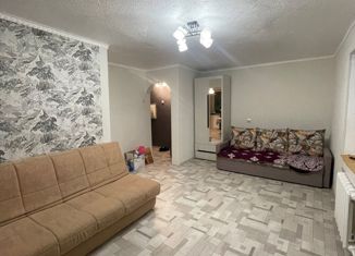 Продается однокомнатная квартира, 31 м2, Новотроицк, Советская улица, 102