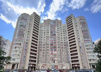 Продам 3-ком. квартиру, 83.6 м2, Санкт-Петербург, Камышовая улица, 4к1, метро Старая Деревня