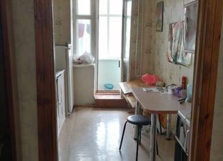 Трехкомнатная квартира на продажу, 63.5 м2, Вятские Поляны, Советская улица, 90