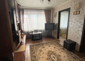 Продам 4-комнатную квартиру, 61.2 м2, Оренбургская область, улица Свердлова, 6