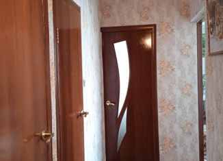 Продам трехкомнатную квартиру, 64 м2, село Залужное, Центральная улица, 39