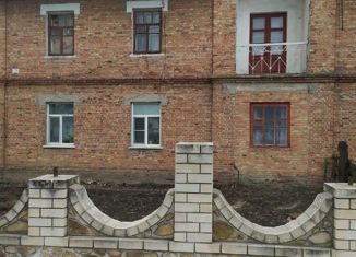 Продам 3-комнатную квартиру, 57 м2, посёлок городского типа Тёткино, улица Территория Сахарного завода, 13