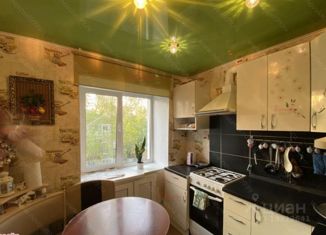 Сдается в аренду двухкомнатная квартира, 42 м2, Екатеринбург, Хрустальная улица, 45, Хрустальная улица