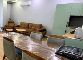 Продам 2-ком. квартиру, 75 м2, Краснодар, улица Красных Партизан, 1/4к5, микрорайон Светлоград