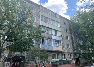 Продается двухкомнатная квартира, 45 м2, Калужская область, улица Гурьянова, 45