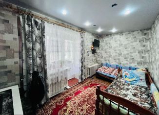 Продам 2-ком. квартиру, 41 м2, Родники, микрорайон Гагарина, 18