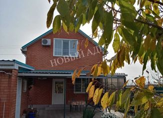 Продаю дом, 111.8 м2, поселок Ближнеейский, Ягодная улица