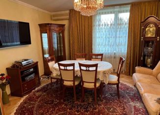 Продаю трехкомнатную квартиру, 82 м2, Москва, улица Кравченко, 8, улица Кравченко