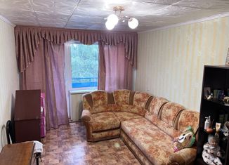 Продам трехкомнатную квартиру, 62 м2, Артём, Черноморская улица, 10