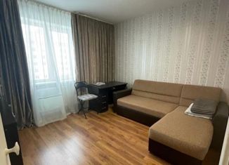 Продам 1-комнатную квартиру, 28 м2, Новгородская область, Большая Санкт-Петербургская улица, 106к2